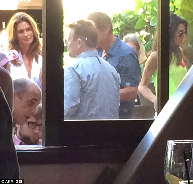 article-0-1DC3CDC400000578-225_634x605