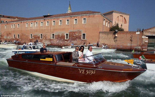 article-2772608-21BE9E4F00000578-26_964x606