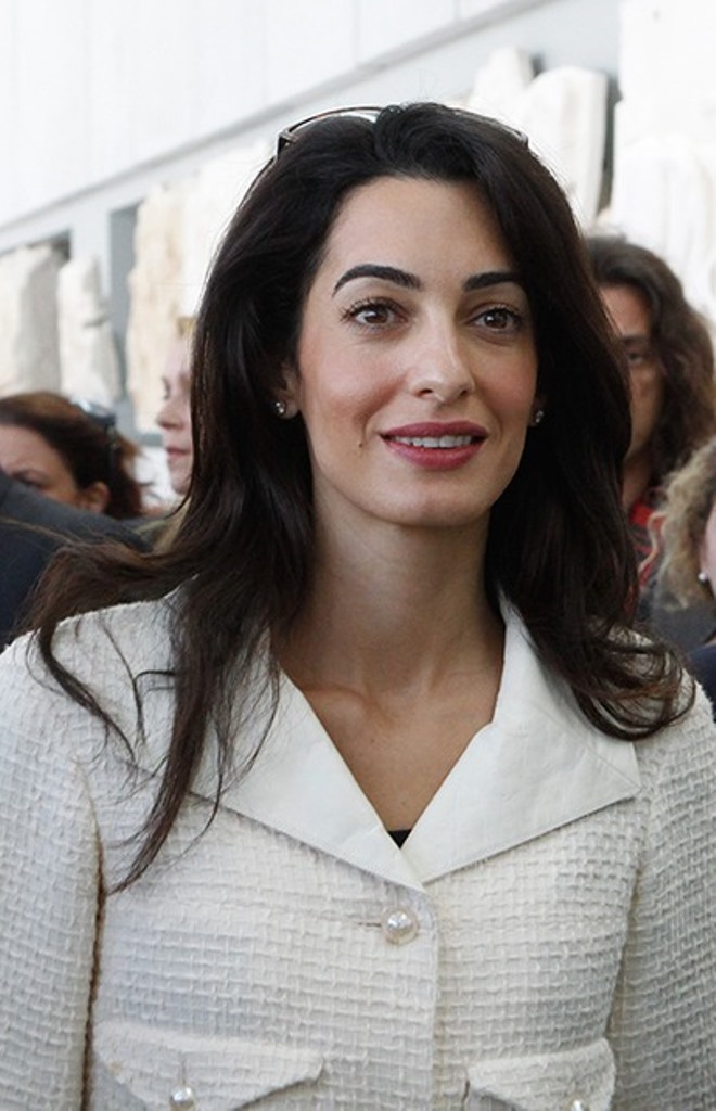 Amal-Clooney-lors-de-sa-visite-au-musee-de-l-Acropole-d-Athenes-le-mercredi-15-octobre-2014 (4)