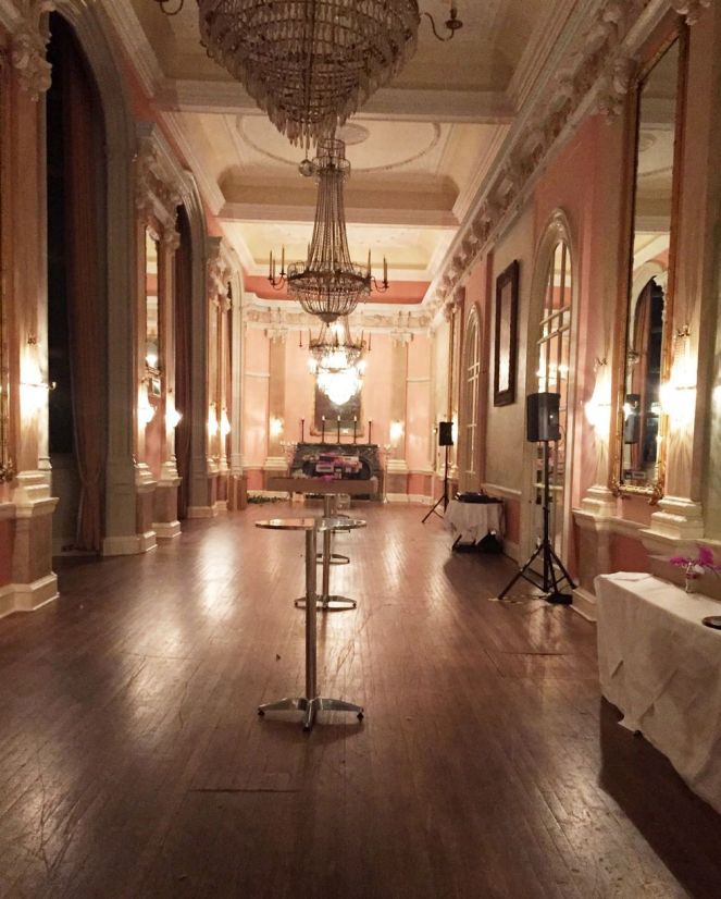 Interior-of-Danesfield-House-Hotel-which-will-host-the-Clooney-wedding-party (13)