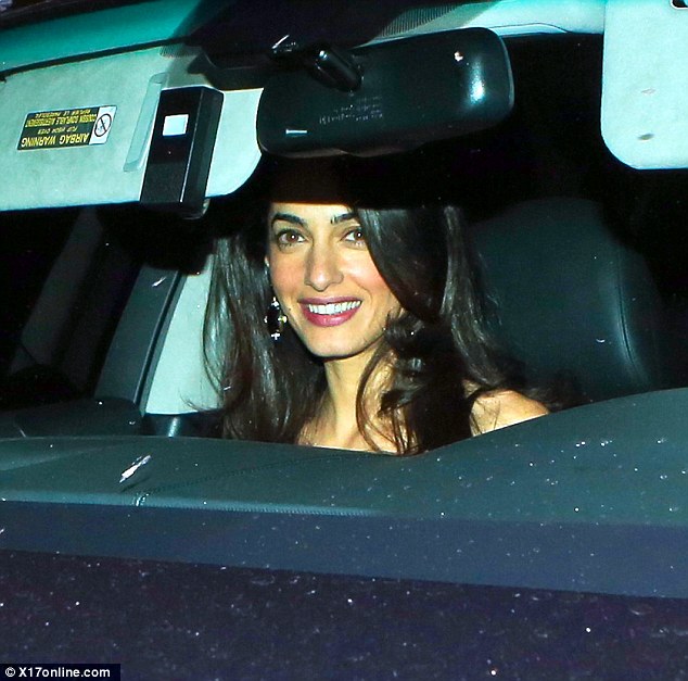 240A991E00000578-0-image-a-31_1418577757615