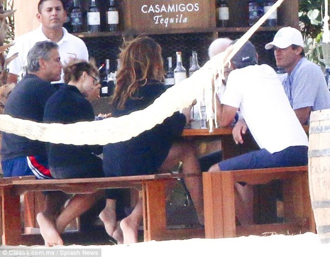 244D33C700000578-0-image-m-97_1419800062970