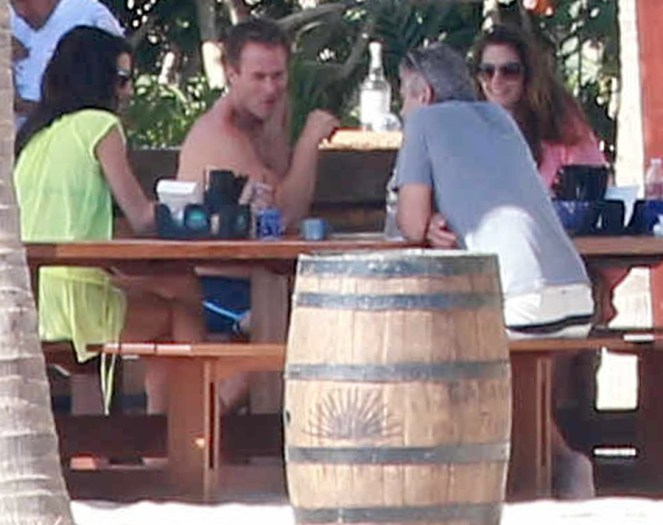 FFN_Clooney_Amal_EXC_FF12_122214_51613122