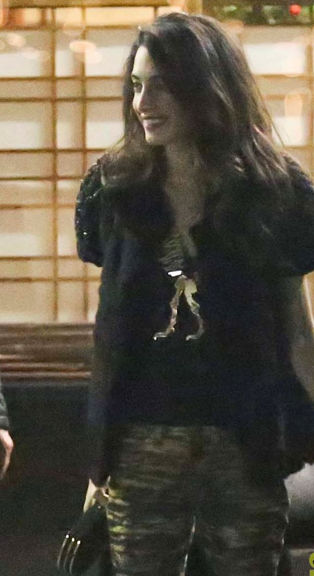 george-clooney-amal-step-out-for-dinner-after-baby-rumors-04
