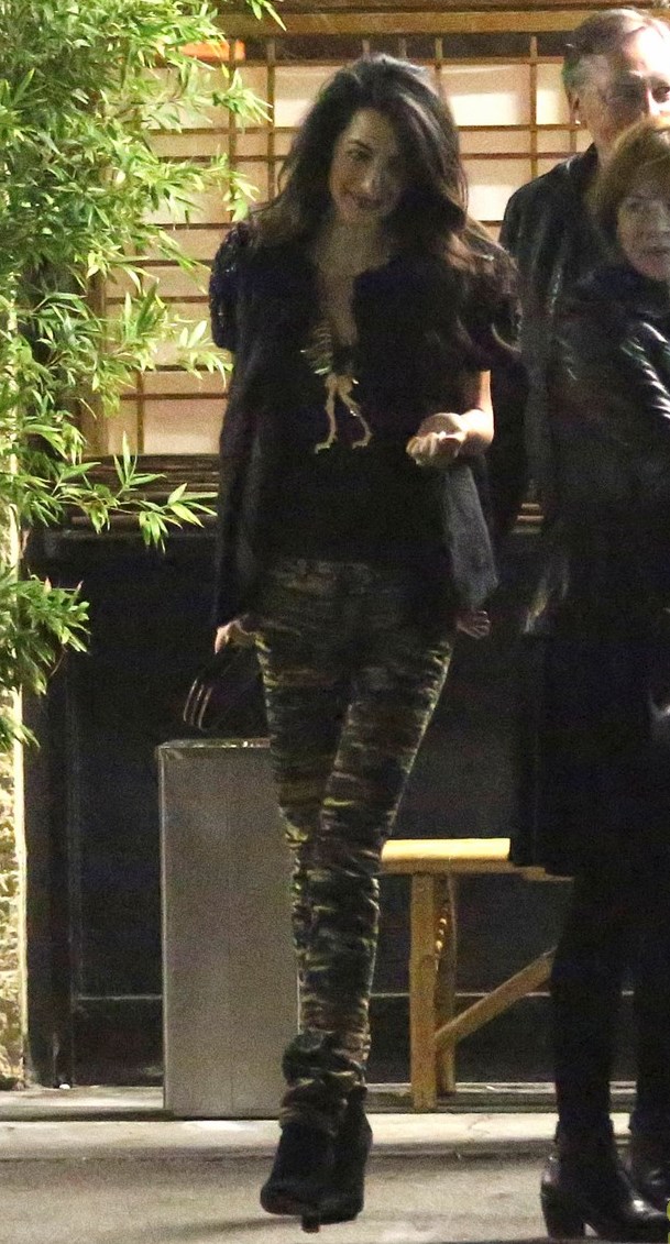 george-clooney-amal-step-out-for-dinner-after-baby-rumors-24