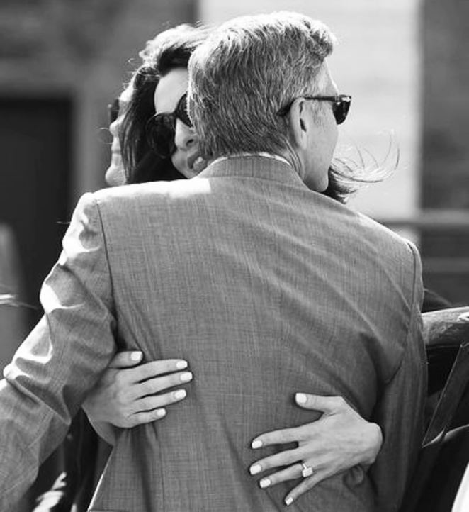 george-clooney-and-bride-to-be-amal-arrive-in-venice_5101492