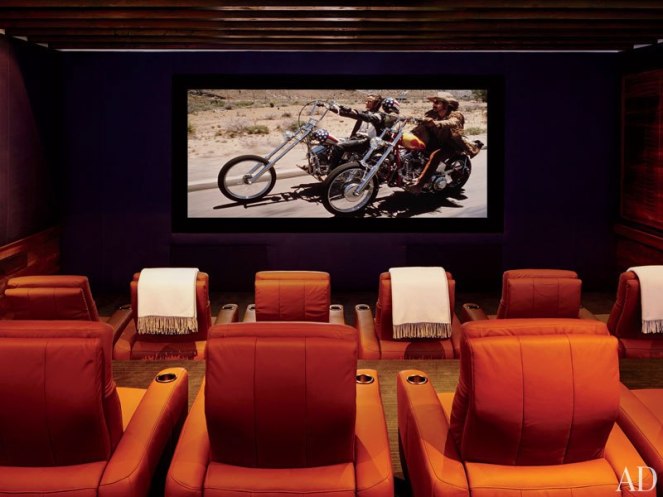 item22_rendition_slideshowVertical_cindy-crawford-rande-gerber-21-george-clooney-home-theater