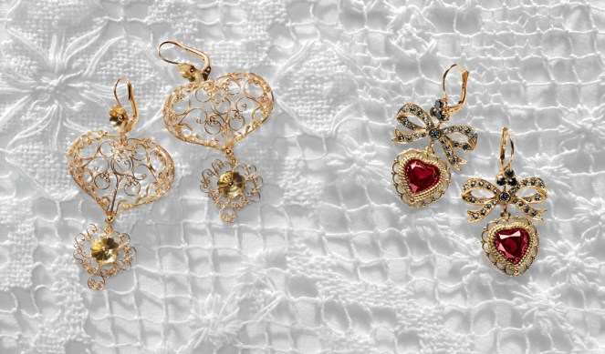 06-Dolce-and-Gabbana-jewellery-Baroque-Collection-earrings-and-necklaces-gold-filigree-heath-shaped-earrings