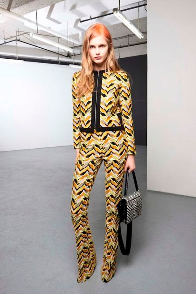 giambattista-valli-pre-fall-2015-01