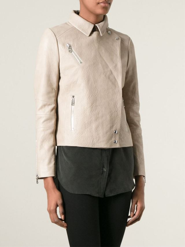 10897675_4334579_1000 (1)