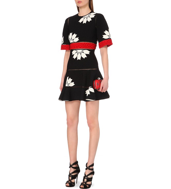 161-2000084-385410Q1VSF_BLKRED_ALT01