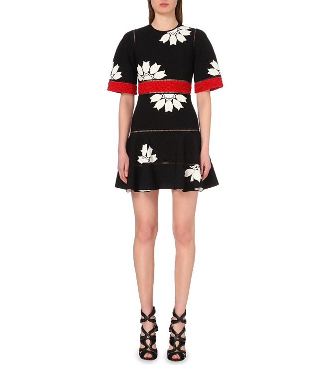 161-2000084-385410Q1VSF_BLKRED_M