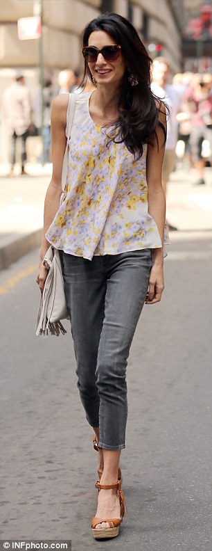 27B6388F00000578-3044926-image-a-149_1429384462102