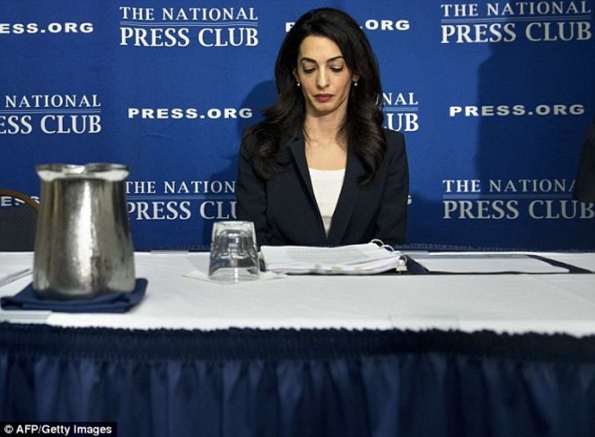 282C391E00000578-0-image-m-54_1430415268329