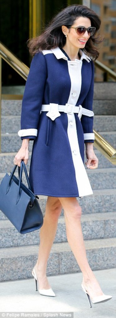 2837FD5900000578-3064907-Beautiful_barrister_Amal_Clooney_was_the_epitome_of_business_chi-m-70_1430530064480