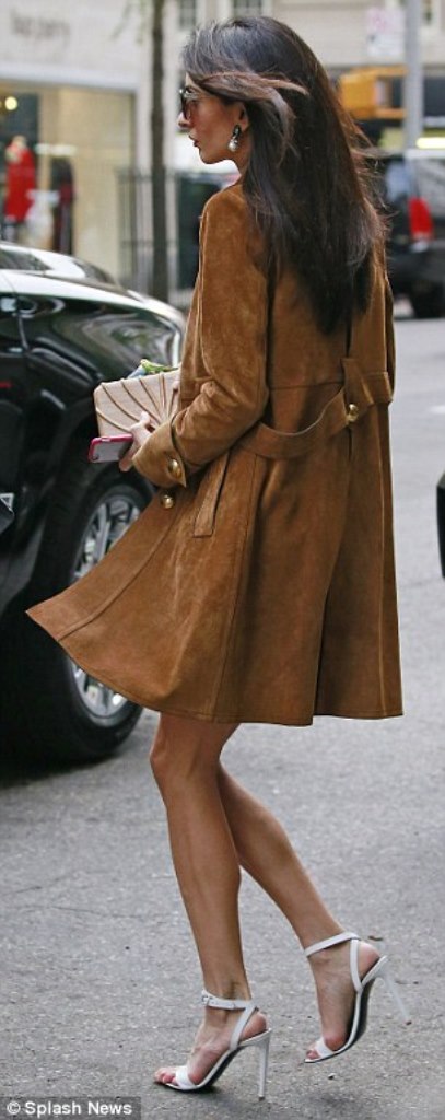 28395C5F00000578-3064907-image-a-115_1430544784648