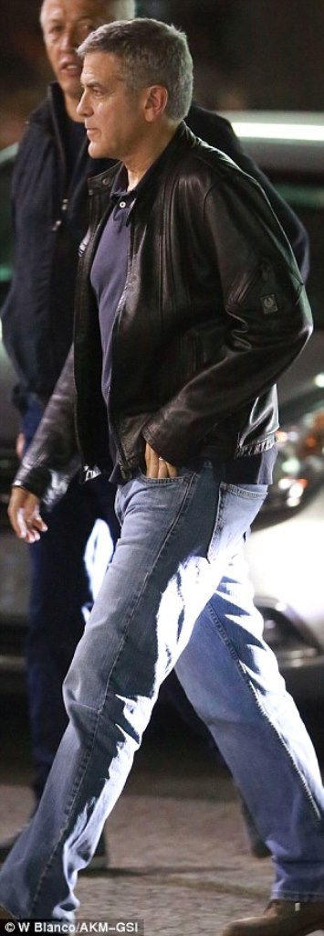 28781D7200000578-3073973-image-a-10_1431111481365