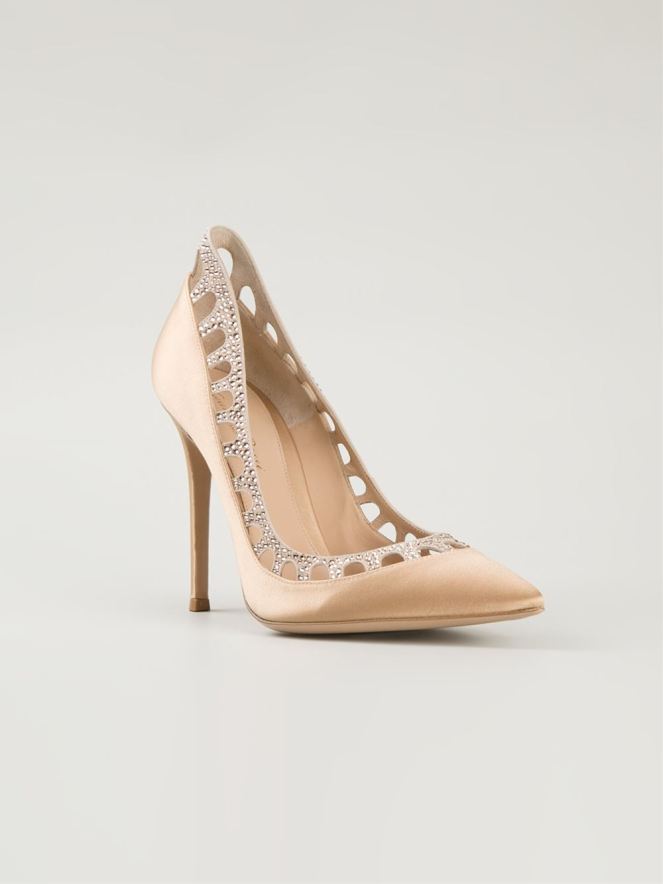 10970213_4655551_1000