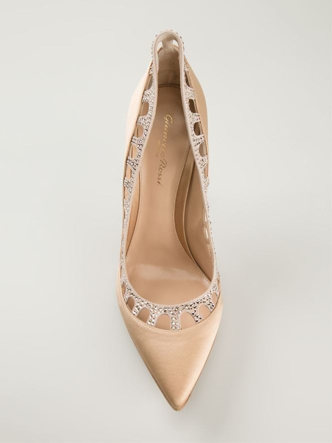 10970213_4655553_1000