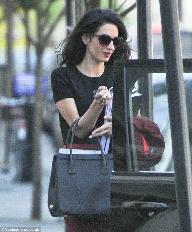 2989A9DB00000578-0-image-a-36_1434033176958