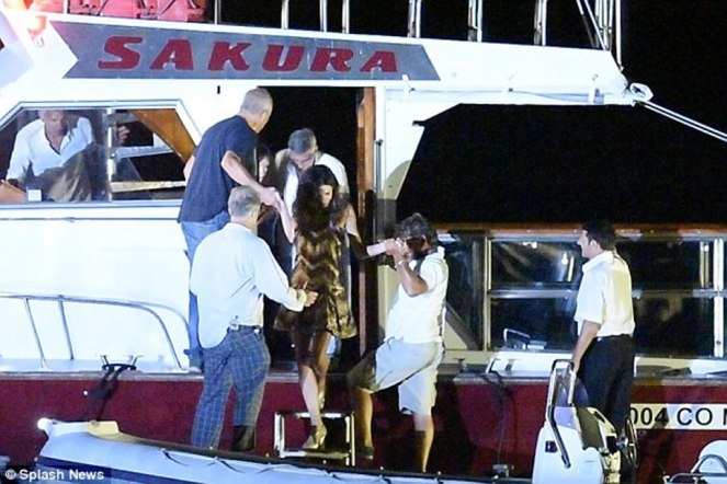 2A3CEC2300000578-0-image-a-54_1436067848218