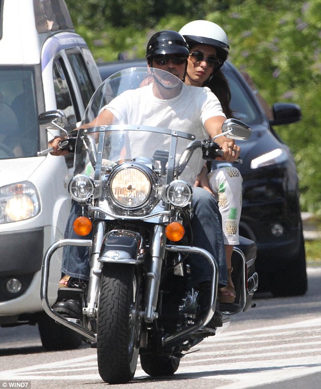 2AF57FE900000578-3179894-image-a-127_1438255009850