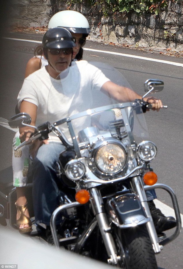 2AF5807400000578-3179894-image-a-131_1438255685334