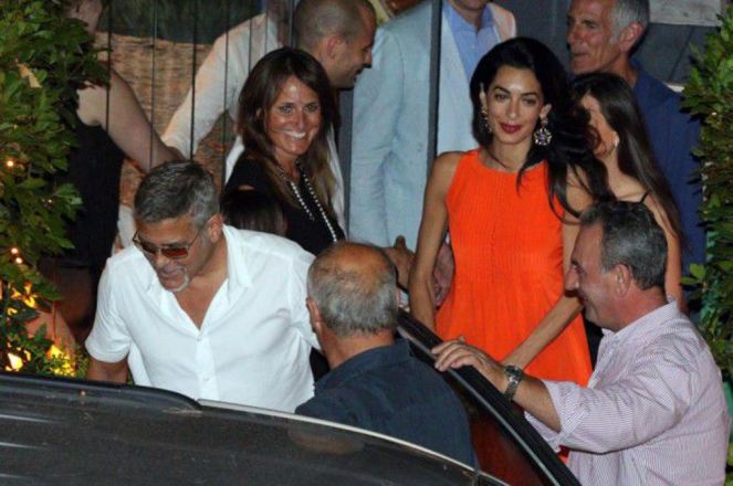 Photos-George-et-Amal-Clooney-une-actrice-americaine-s-invite-dans-leur-paradis-italien-!_portrait_w674