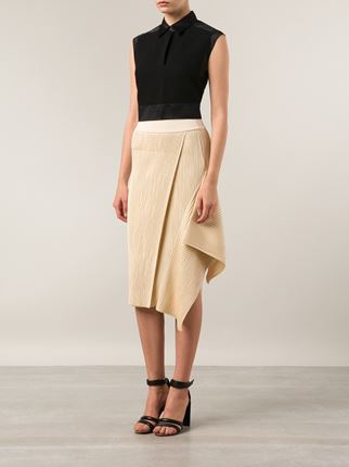 10973420_4744525_322