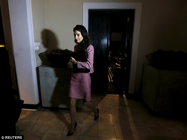 2C2FF39600000578-3231128-image-a-34_1441993490606