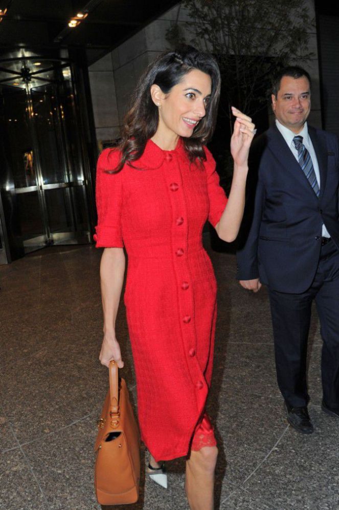 Amal-Clooney-le-30-septembre-2015_portrait_w6745