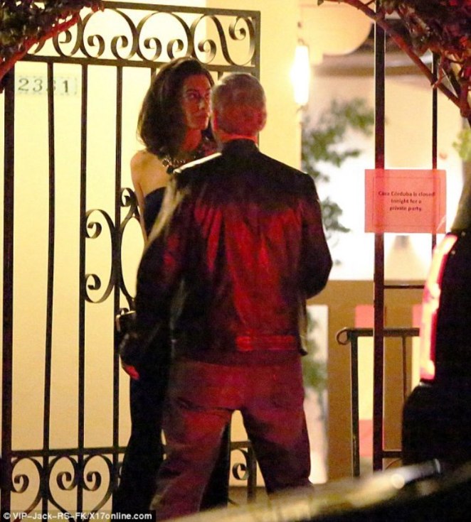 2E41B1BB00000578-3309702-image-a-47_1447032741574