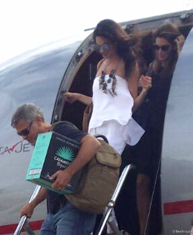 1927418-exclusif-george-clooney-et-sa-femme-950x0-1