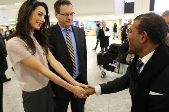 160121-mohamed-nasheed-amal-clooney-london-957a_cbb4d2138e35843173f6d3101443ea93.nbcnews-fp-1200-800