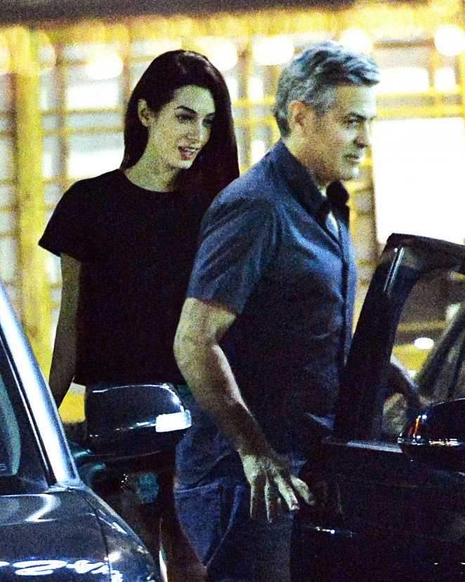 Amal-Clooney-at-Asanebo-Sushi--10-662x828