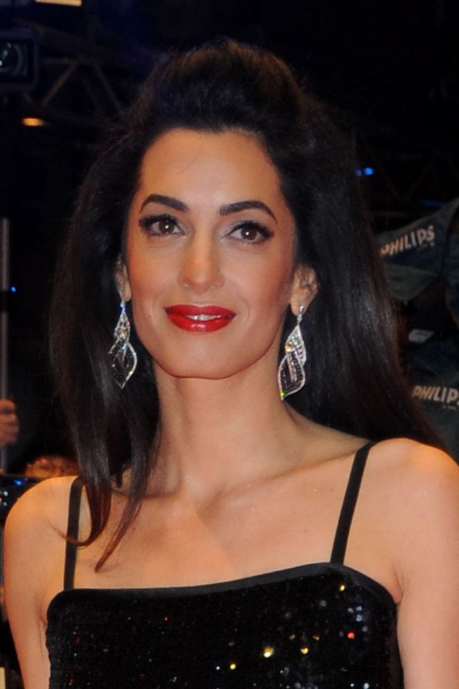 amal-clooney-hail-caesar-premiere-in-berlin-february-2016-13