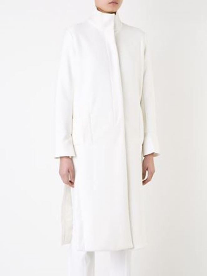 11277382_6114693_322