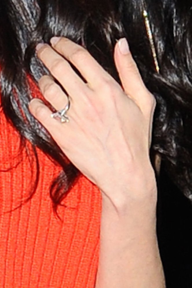 image_portrait_w674-8