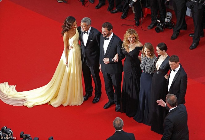 34177EC300000578-3587471-image-a-132_1463077741786