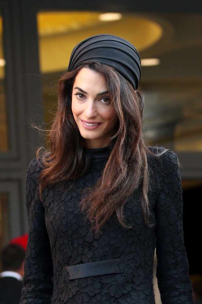 Amal-Clooney-Black-Lace-Dress-Seminary-Pope-Francis (3)