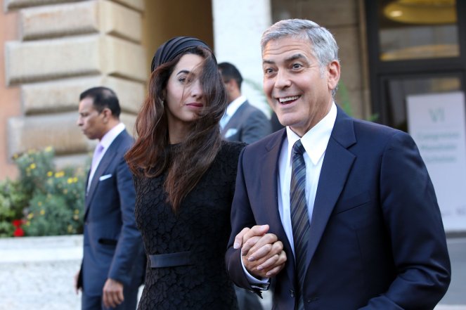 Amal-Clooney-Black-Lace-Dress-Seminary-Pope-Francis (4)