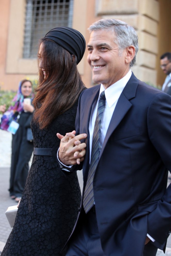 Amal-Clooney-Black-Lace-Dress-Seminary-Pope-Francis (9)