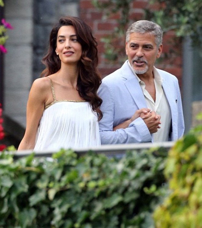 371278FB00000578-3733431-image-a-126_1470844025001