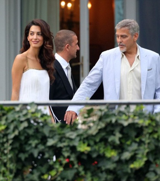 371278FF00000578-3733431-image-m-125_1470844019899