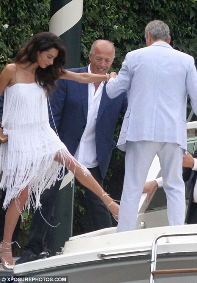 37127BBA00000578-3733431-image-a-104_1470843571143