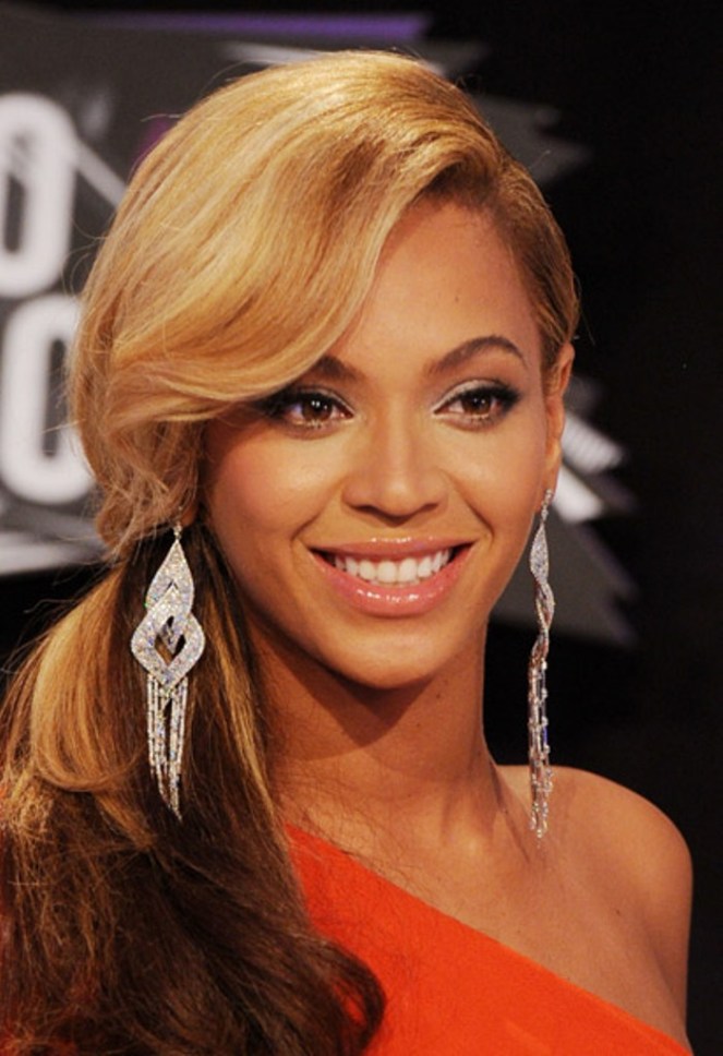 122723298vhalevi829201160819-1