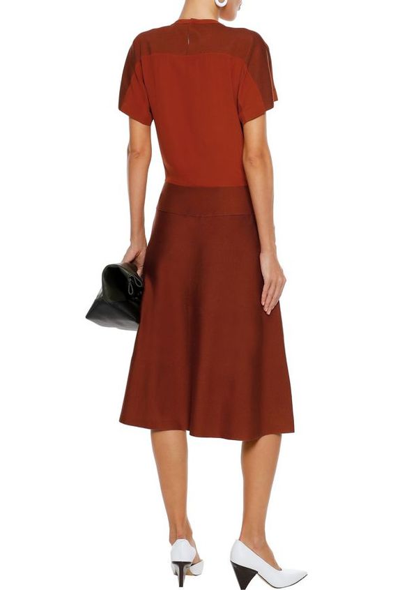 38b3812fa106945661541177addf4941